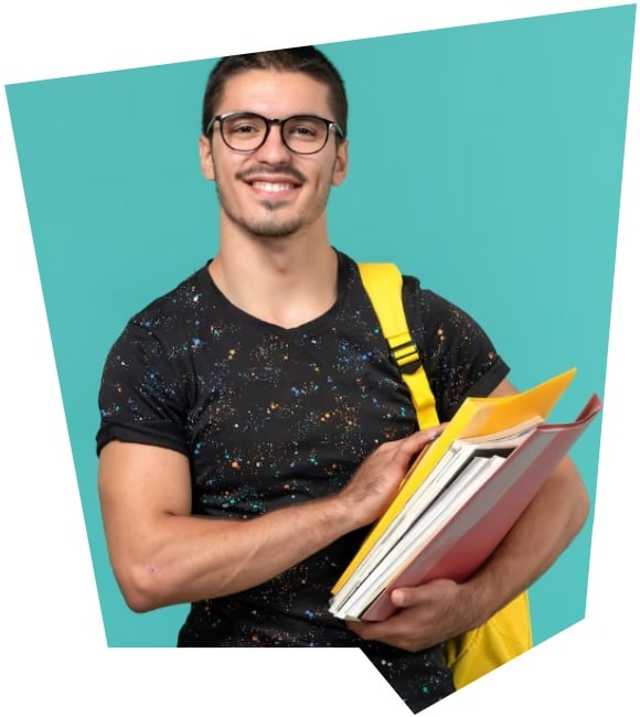 alumno sujetando libros